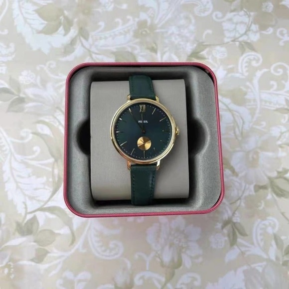 Fossil ES4662 Kalya Three-Hand Dark Green Leather Watch - Picture 2 of 5